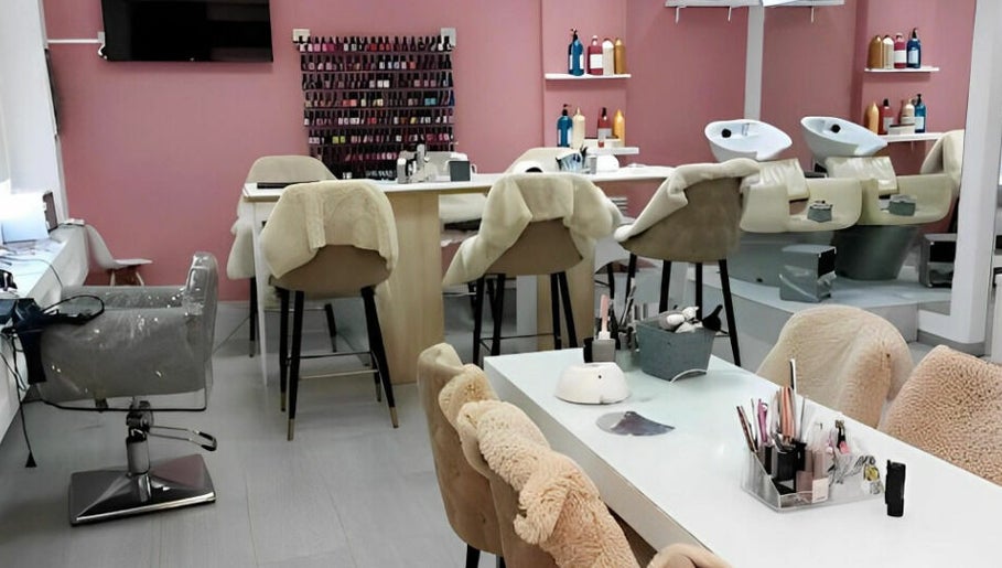 hình ảnh 1 của My Nails Spa LTD