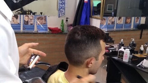 Mario's Barber image 1