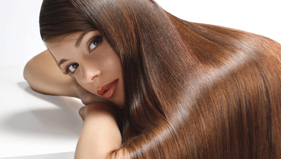 Salvador Hairdressing image 1