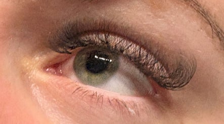 AlluringxLashes image 3