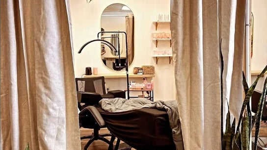 Shana's Beauty; Lashes & Esthetics