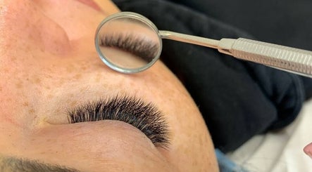 Beauty Bar image 3