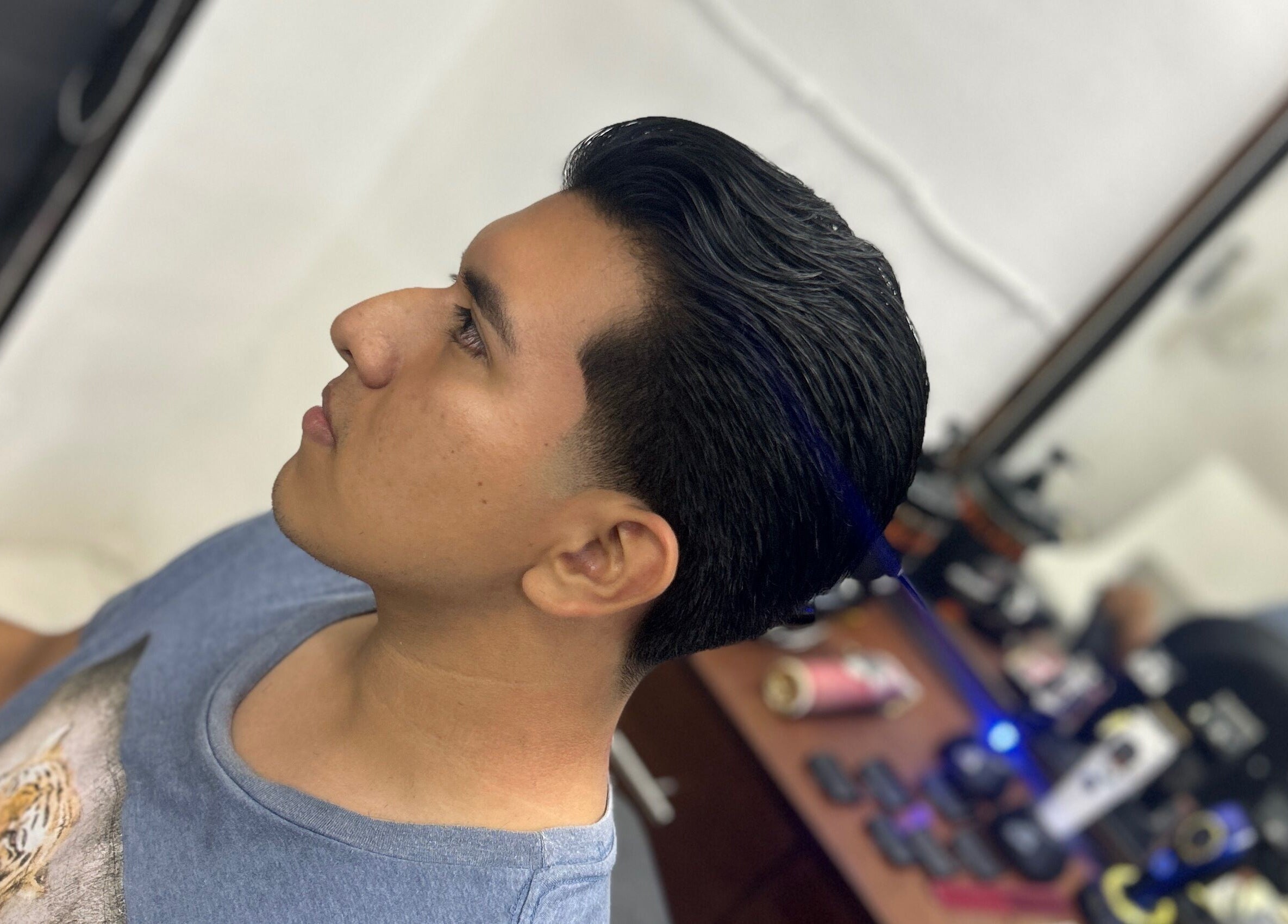 Corte de cabello estilo moderno en Chris Barber, San Francisco De Campeche, Campeche, MX.