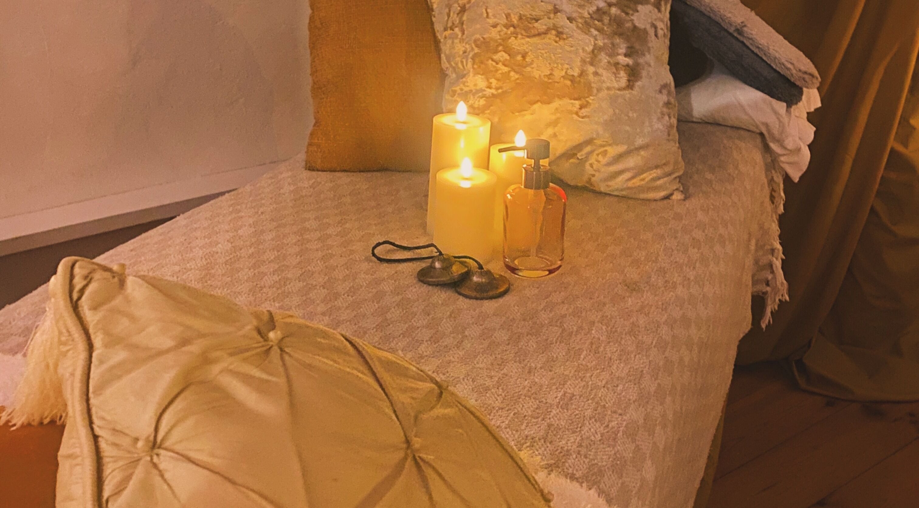 Cozy relaxation corner with candles at Aurum at Porthleven, Porthleven, England, GB.