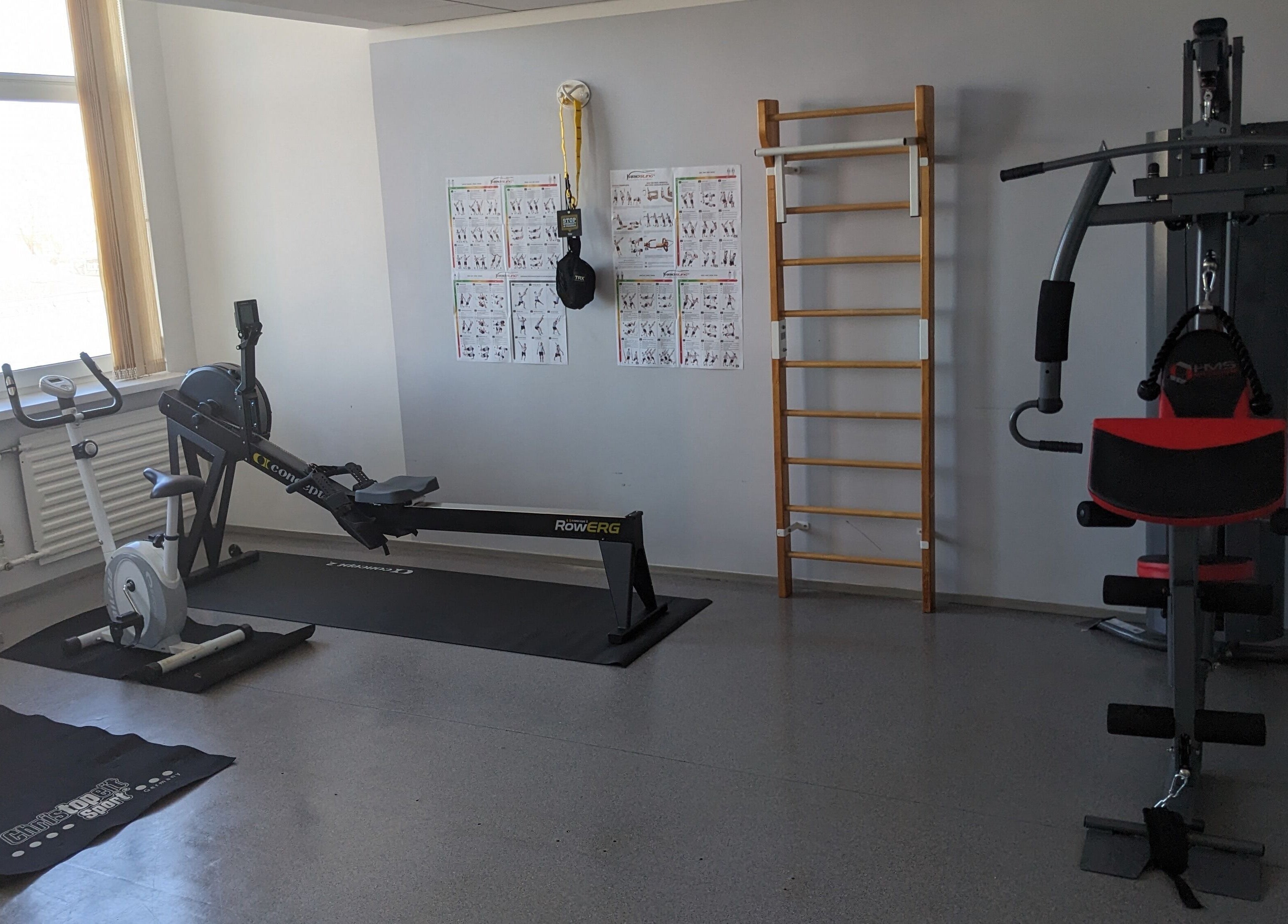 Fitness equipment in Lahe Tervis gym, Tallinn, Harju Maakond, EE for wellness and exercise.