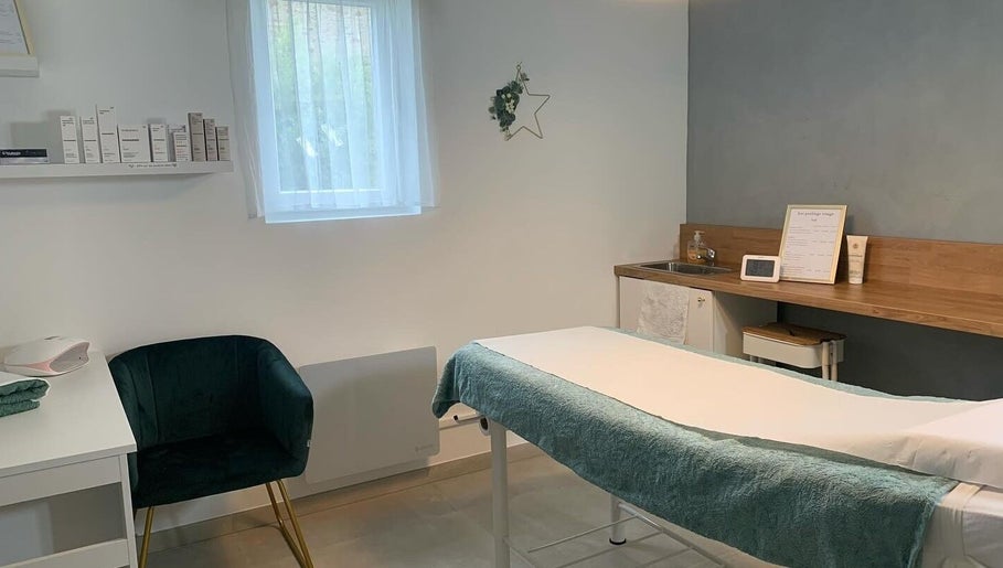 Le Studio - Esthétique et Massage image 1