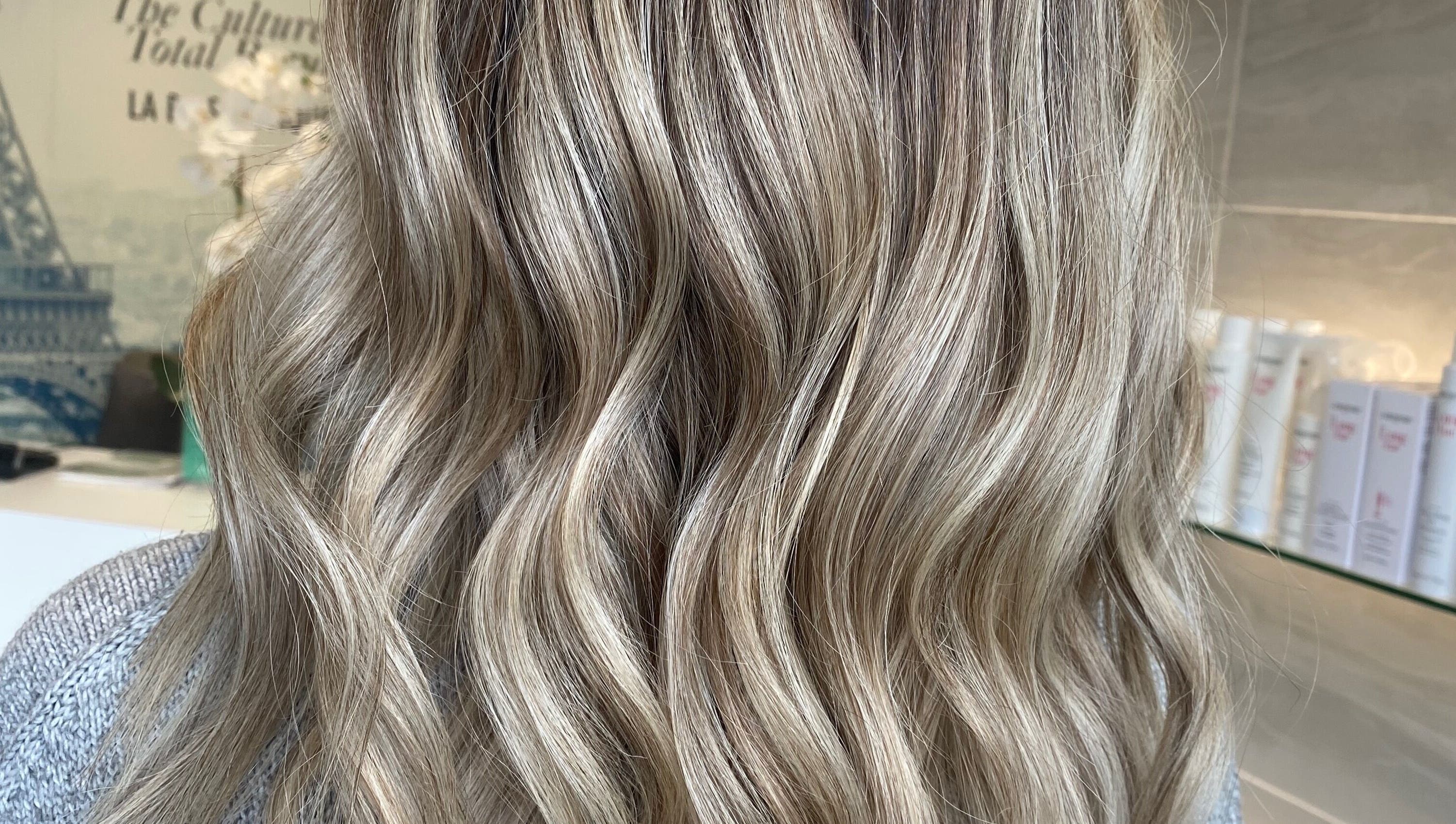 Stylish blonde waves at Ellena Emmans Hair Studio, Southampton, GB. Experience premium hair services.