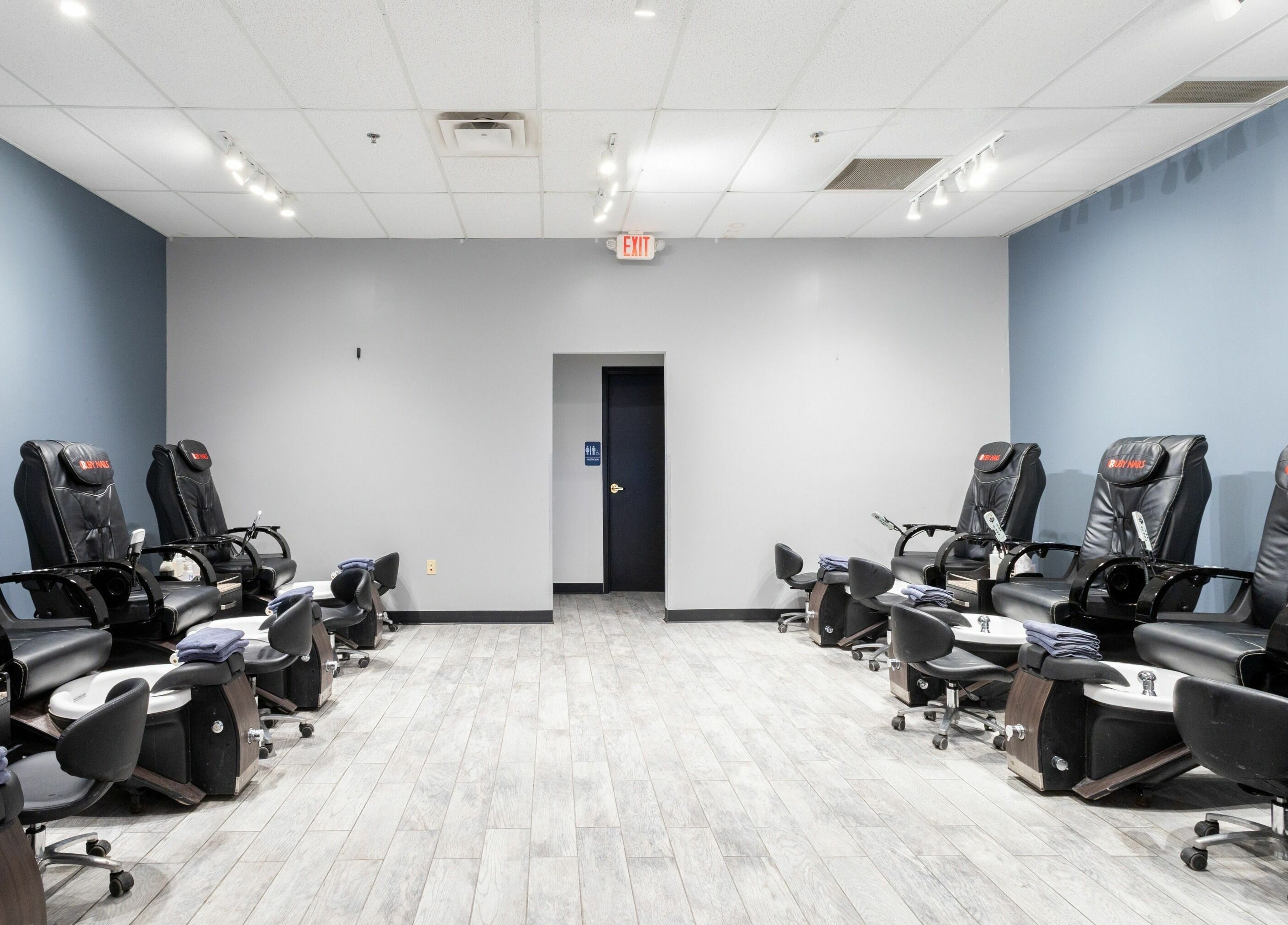 Luxurious pedicure chairs at Ruby Nails in Brookfield, Wisconsin, US, offering a serene salon ambiance.