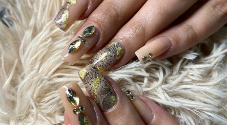 AdriaNails image 3