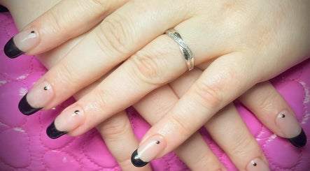 Perfectly Polished Nails by Karlz