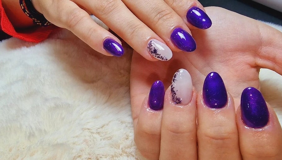 Verushka's nails studio图像1