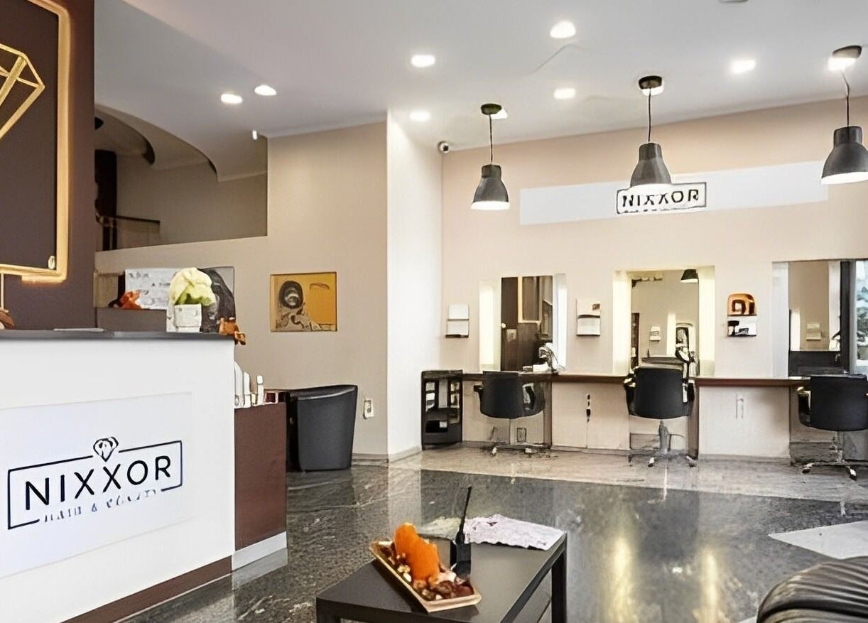 Elegáns belső tér a Nixxor Hair and Beauty-ban, Budapest, Magyar, HU-ban.