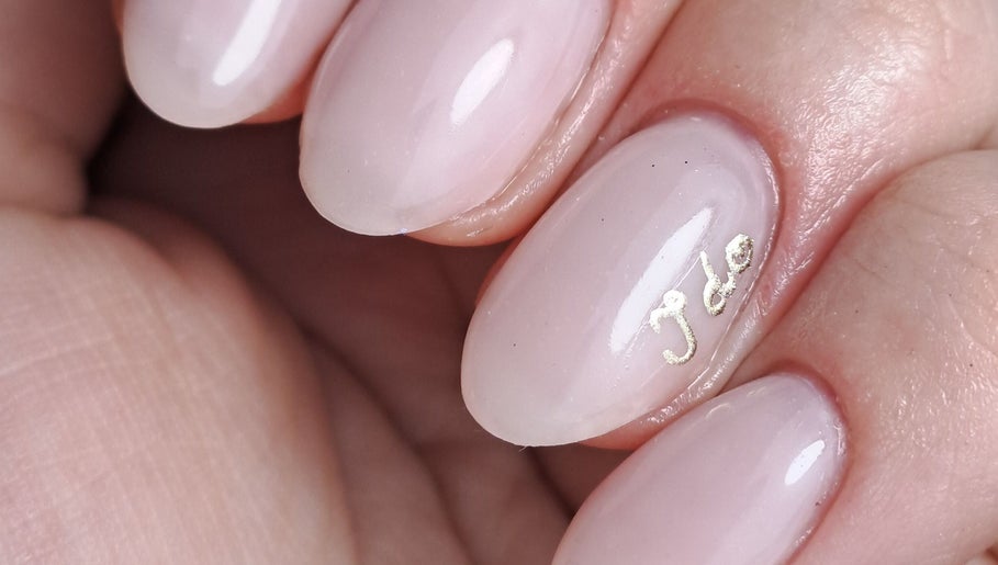 Kerry Collett Nails image 1