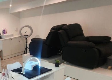 Comfortable recliners in a serene setting at 50 Shades of Beauty and Slimming, Cape Town, Western Cape, ZA.