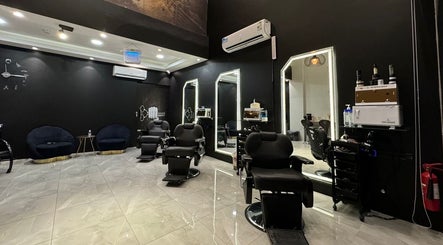 Favorite Hand Salon imaginea 2