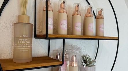 Luxury products at Glam By Grace, Kings Langley, England, GB featuring a Waterlily and Garden Rose diffuser.