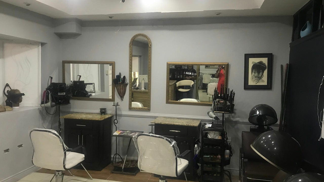 The Salon Hair and Scalp Clinic Ja Ltd - consultant Trichologist/ - Kingston | Fresha The Salon Hair and Scalp Clinic Ja Ltd - consultant Trichologist/ - Kingston | Fresha