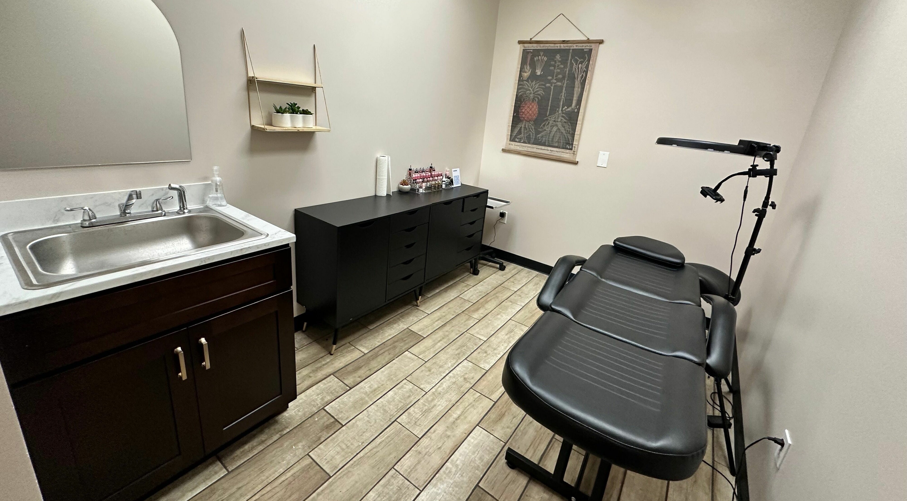 Comfortable treatment room at Urban Allure Salon and Studios, Roy, Utah, US, featuring stylish design.