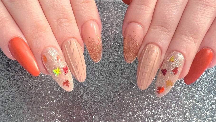 Autumn-themed nail art at Glitzy Nailz Fairy, Isle Of Man, Onchan, IM showcases intricate fall designs.