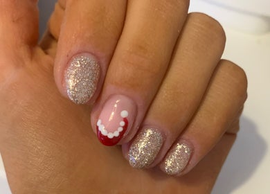 Stunning glitter and red nail art from Nailsbysadie, Merthyr Tydfil, Wales, GB.