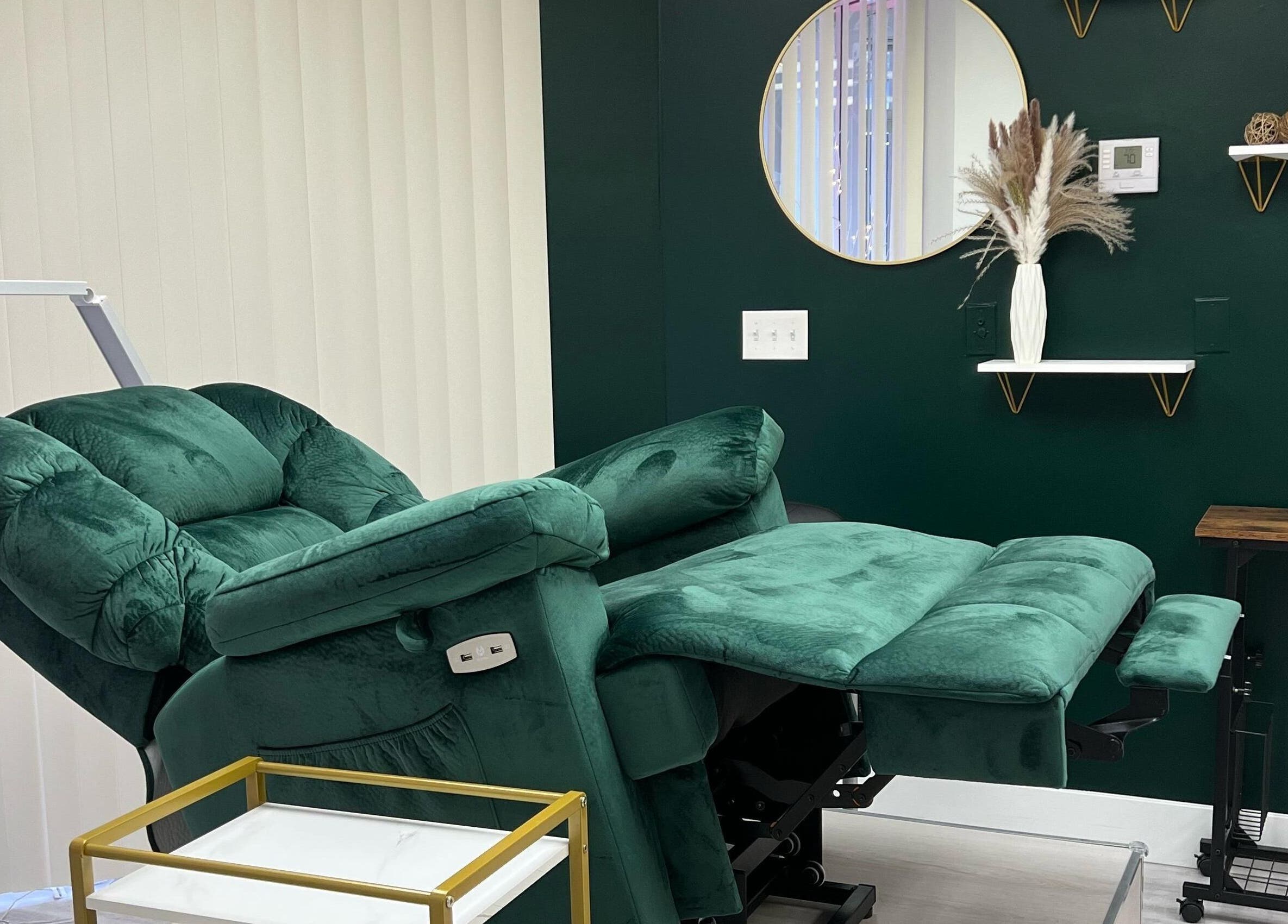 Luxurious green recliner at Yb Professional Marina Del Rey (Playa), Los Angeles, California, US.