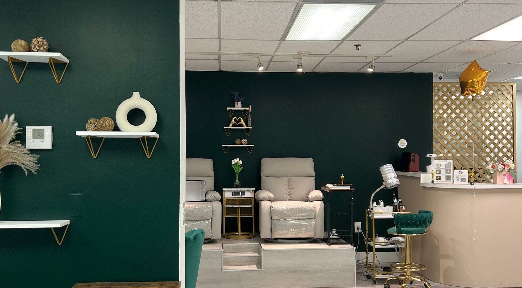 Relaxing spa chairs at Yb Professional Marina Del Rey, Los Angeles, California, US; elegant and soothing decor.