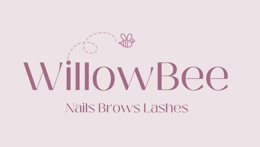 Willow Bee Nails 1paveikslėlis