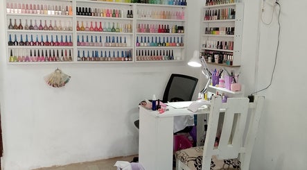 Violeta's studio Nails, bilde 3