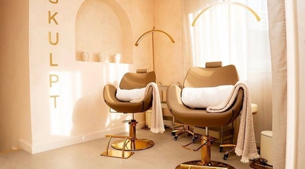Luxurious beauty chairs at Glambybw_x, Salford, England, GB, epitomize modern elegance and comfort.