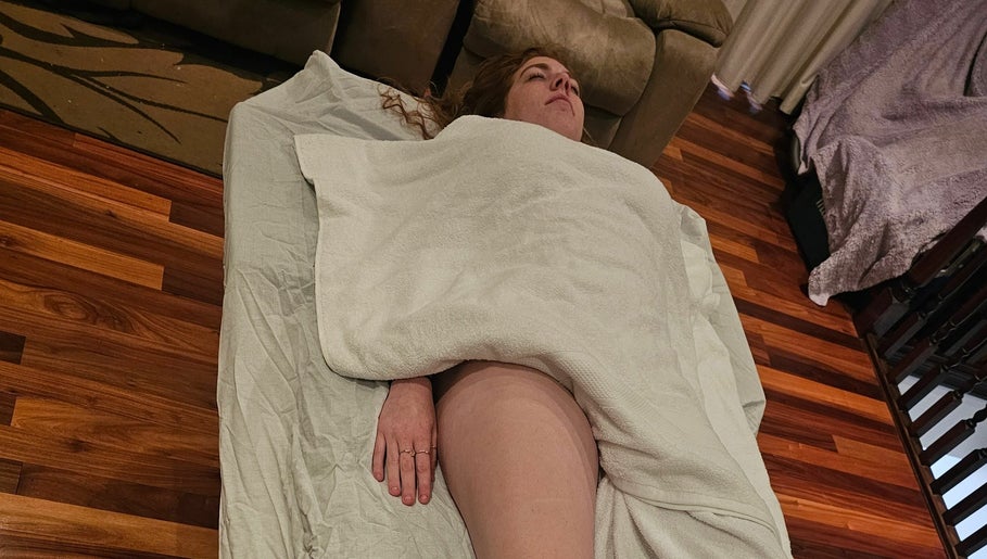Christie's Massage & Bodysculpting صورة 1