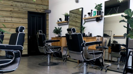 One Four Barbershop obrázek 3