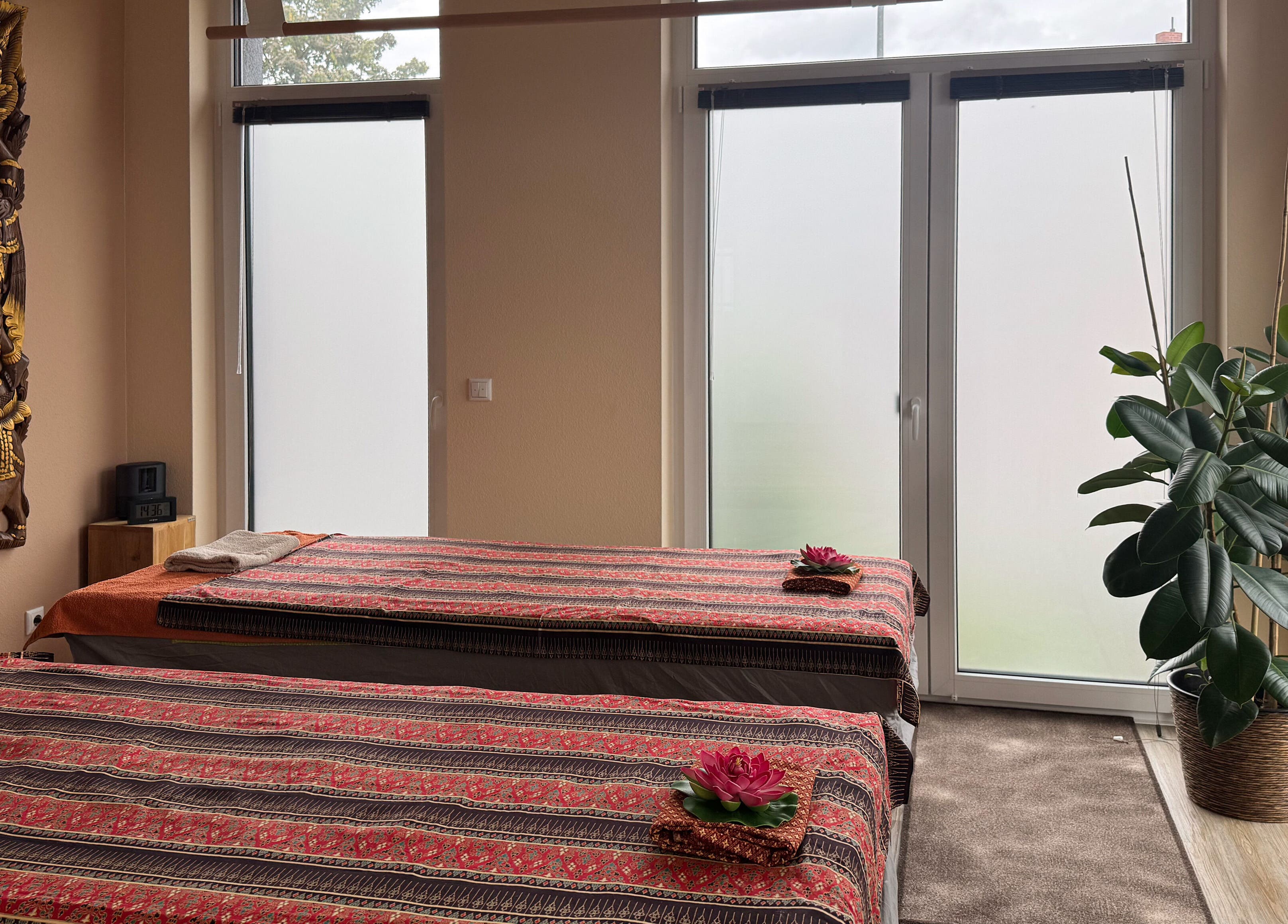 Gemütlicher Massageraum bei Rabiab-Becker-Thaimassage in Braunschweig, Niedersachsen, DE.