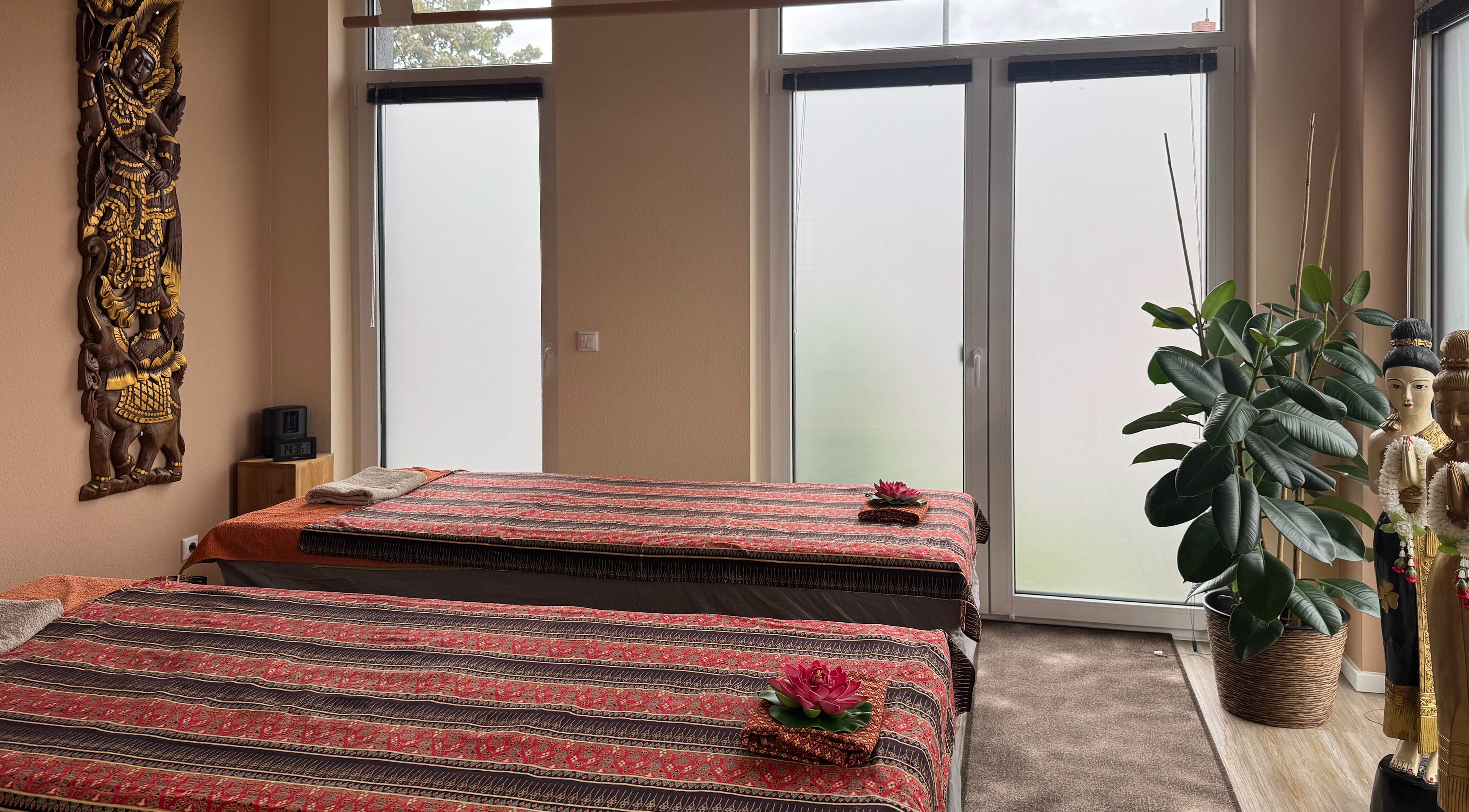 Gemütlicher Massageraum bei Rabiab-Becker-Thaimassage in Braunschweig, Niedersachsen, DE.