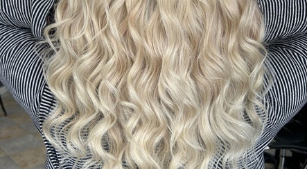 Immagine 2, Hair by Candi