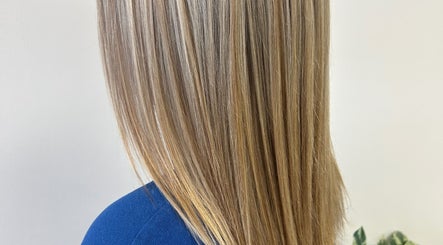 Immagine 3, Hair by Candi