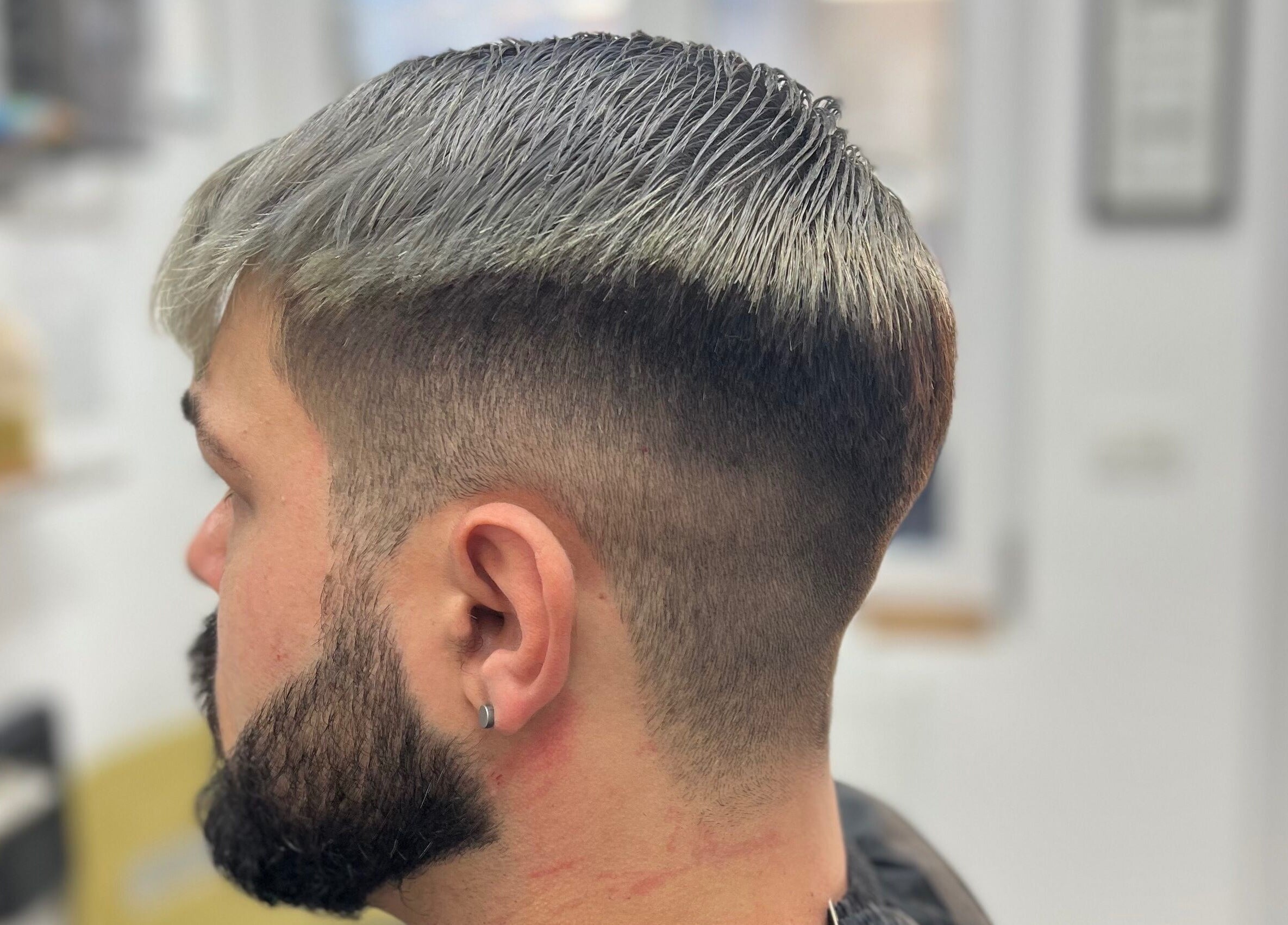 Tundere modernă la HairCut Men by Cătălin Budeanu, Focșani, Județul Vrancea, RO.