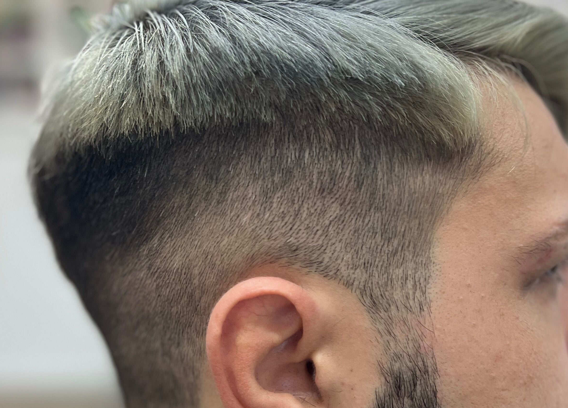 Tunsoare modernă la HairCut Men by Cătălin Budeanu, Focșani, Județul Vrancea, RO.