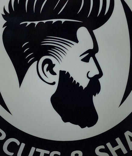 Bearded guys barber shop изображение 2