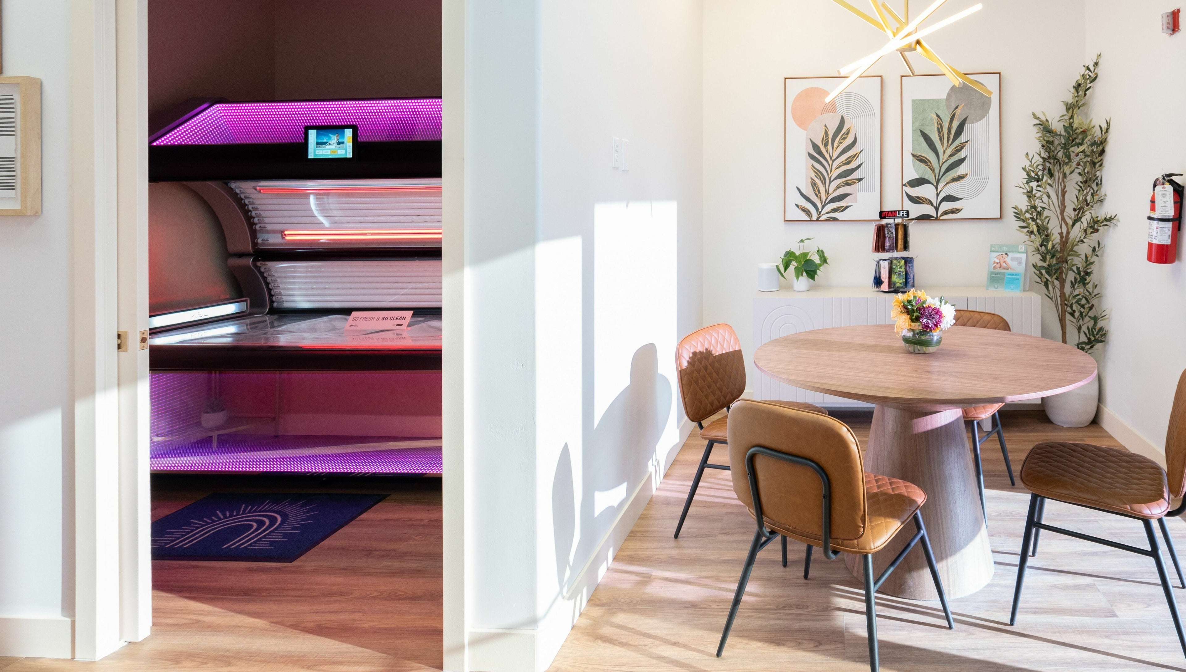 Relaxed seating and tanning bed at Glo House Sun Spa and Wellness Center, Las Vegas, Nevada, US.