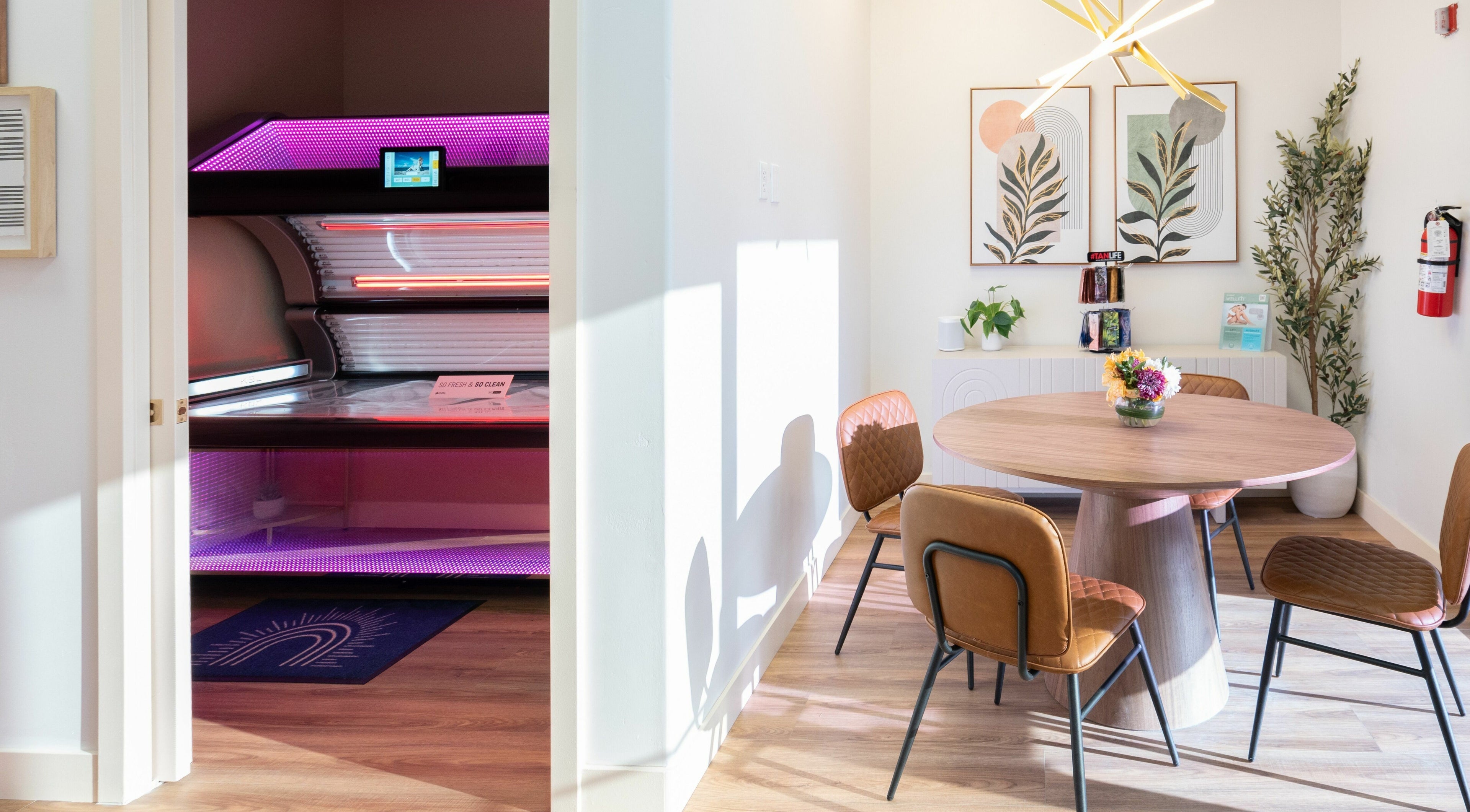 Relaxed seating and tanning bed at Glo House Sun Spa and Wellness Center, Las Vegas, Nevada, US.