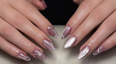 Luxie Nail Bar image 2