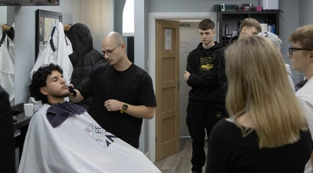 Image de Mens Hairdressing Federation Academy 3