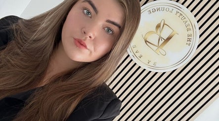 TheBeautyLoungeByEve image 2