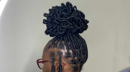 Locs by Shawna imaginea 2