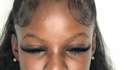 Dolledbyshae