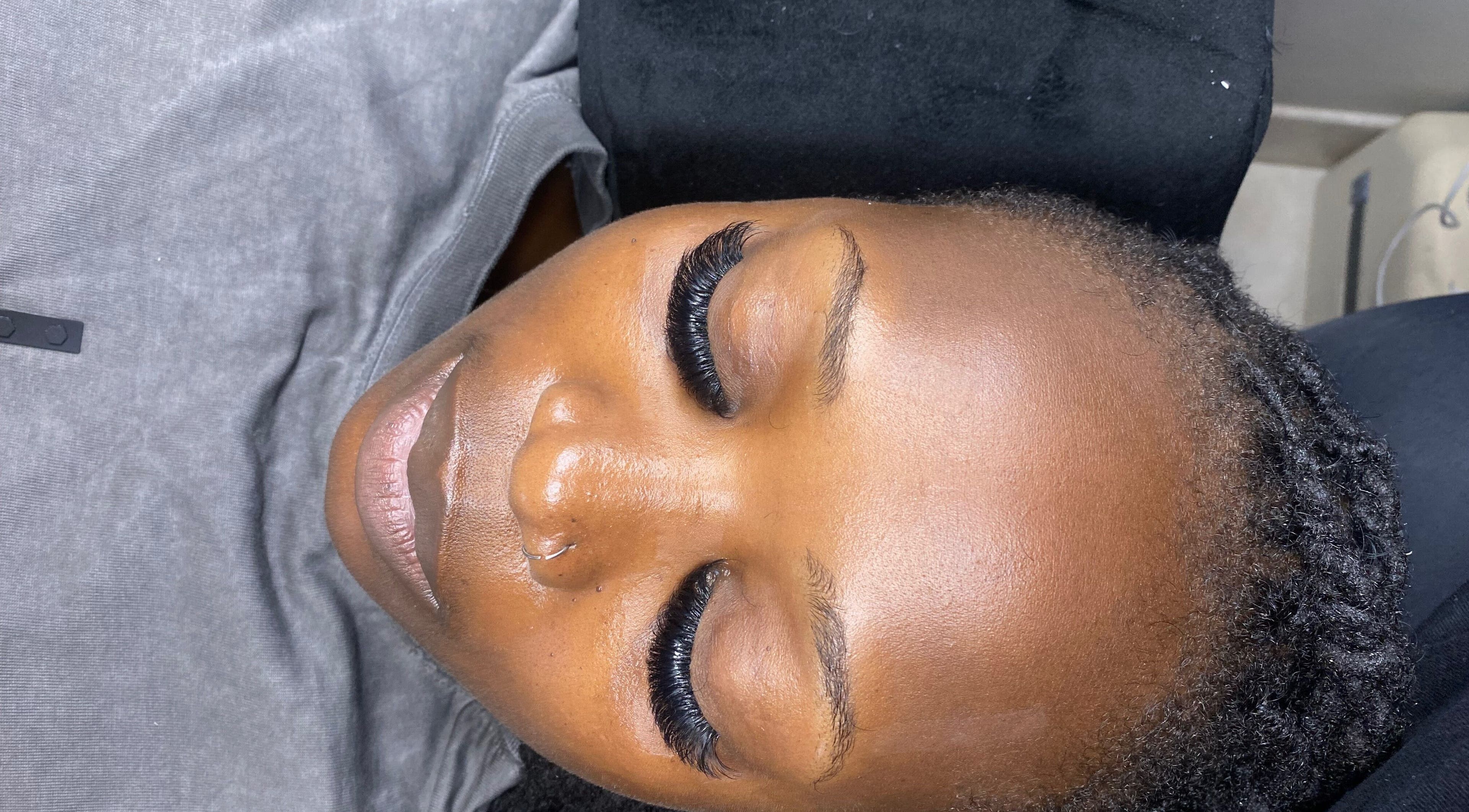 Close-up of eyelash extensions from Lashesbymisspee, Cape Town, Western Cape, ZA. Enhancing beauty naturally.