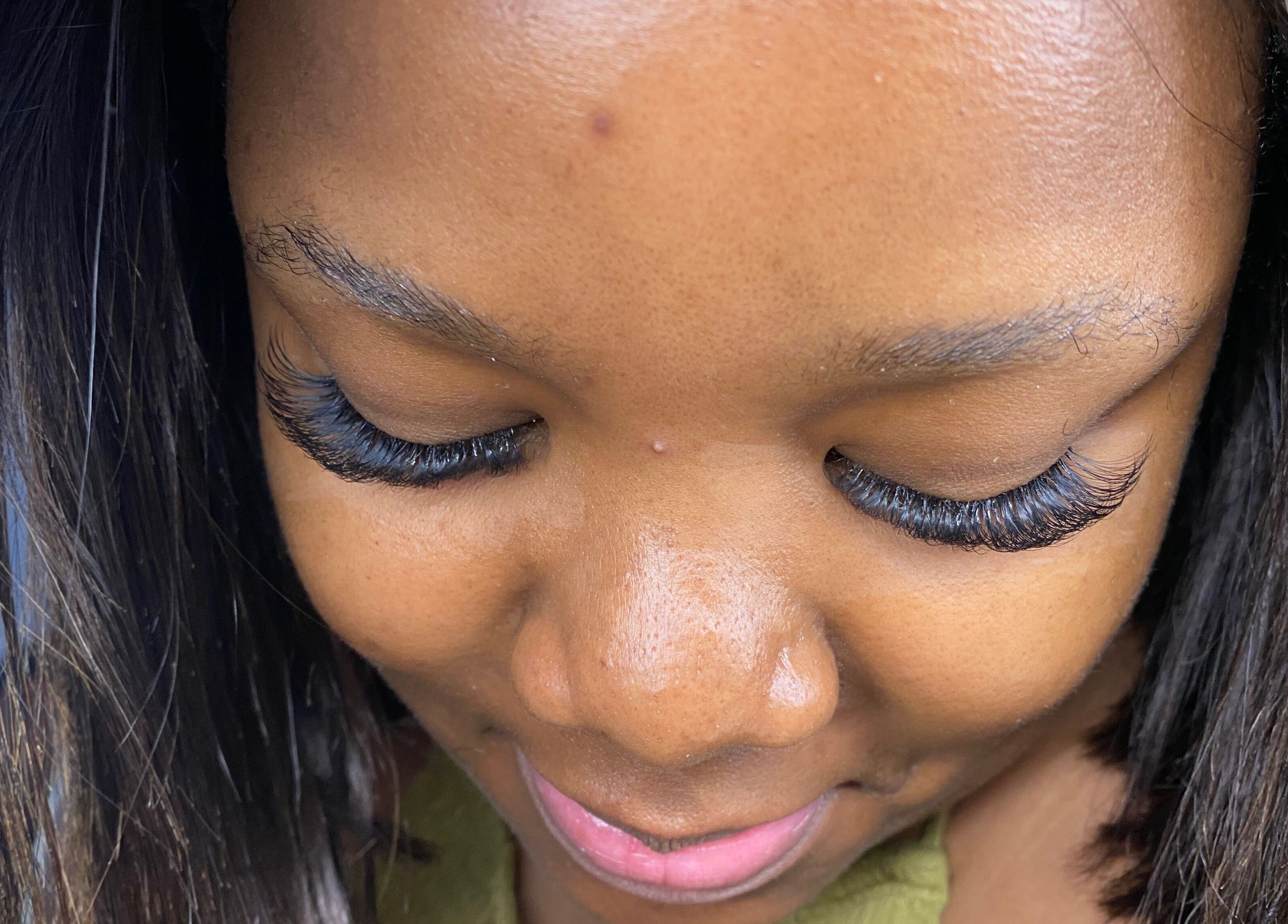 Close-up of elegant eyelash extensions from Lashesbymisspee in Cape Town, Western Cape, ZA.