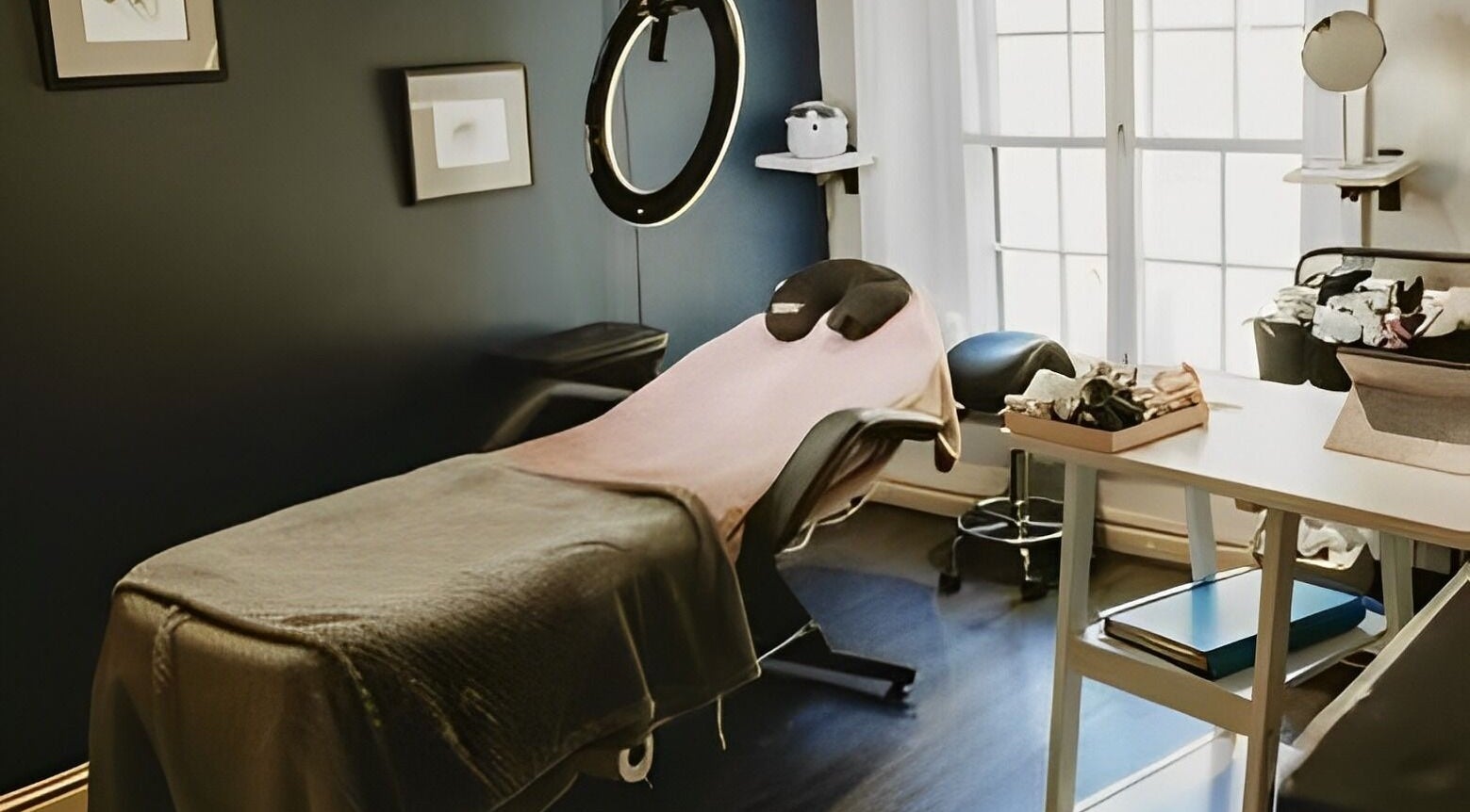 Cozy treatment room at Bethan Sian, Malton, a beauty venue in Malton, England, GB with relaxing amenities.