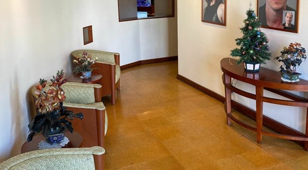 HairArt Salons Los Angeles (Non-surgical Hair Replacement center) image 3