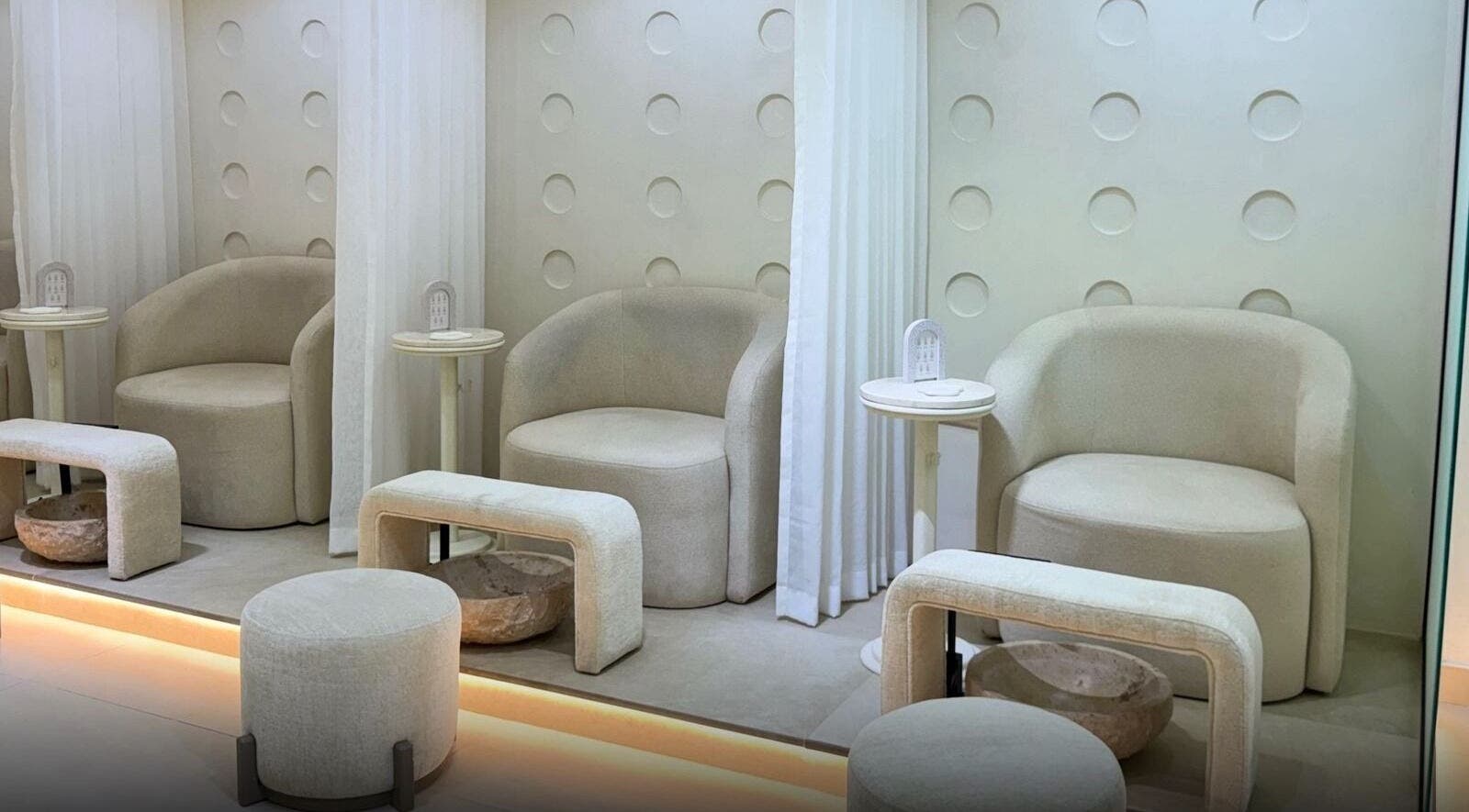 Elegant seating area at Ray Spa Beauty Center, Al Ain, Abu Dhabi, AE offers a serene relaxation experience.